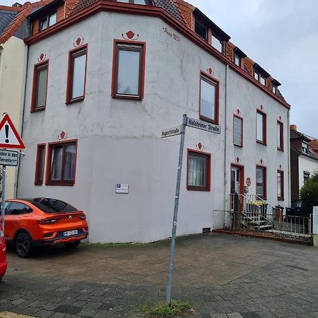 Unique: Geraeumig - Bhf-Nah - Parkplatz - Netflix Apartment Bremen Exterior photo