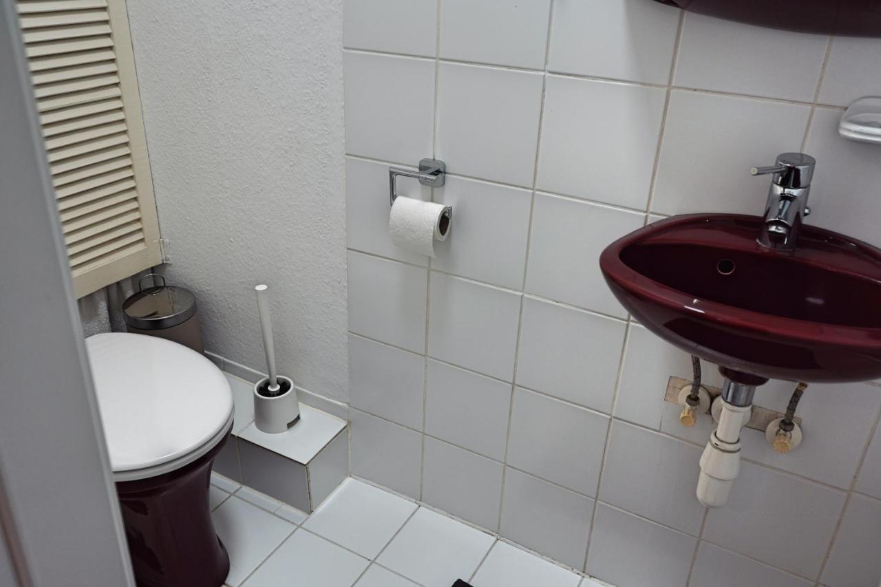 Unique: Geraeumig - Bhf-Nah - Parkplatz - Netflix Apartment Bremen Exterior photo